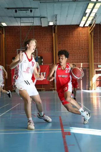 Blandade matchbilder från Skövde basketcup 29 april - 1 maj 2023