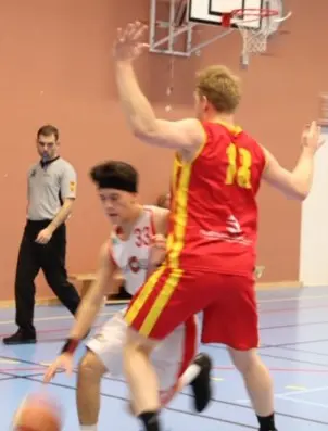 Albin bombar, Jacob och Henrik går till korgen!