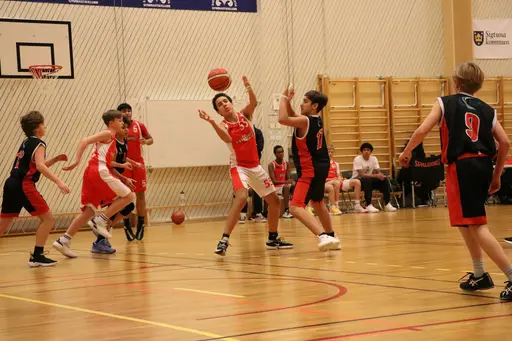 Några extra matchbilder från Steningehöjdens sporthall då P08 vit mötte Sigtuna.