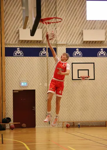 Några extra matchbilder från Steningehöjdens sporthall då P08 vit mötte Sigtuna.