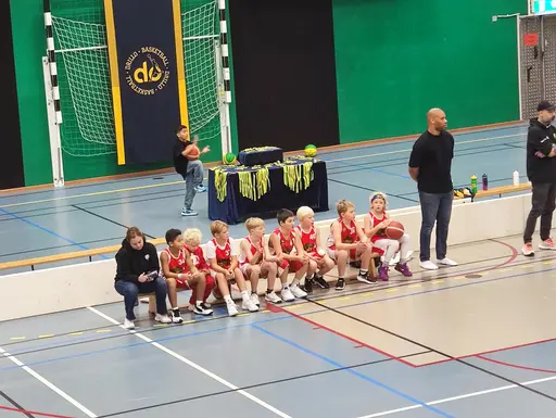 Viby Baskets P15-lag deltog i Lirarnas Cup under helgen den 23–24 november 2024
