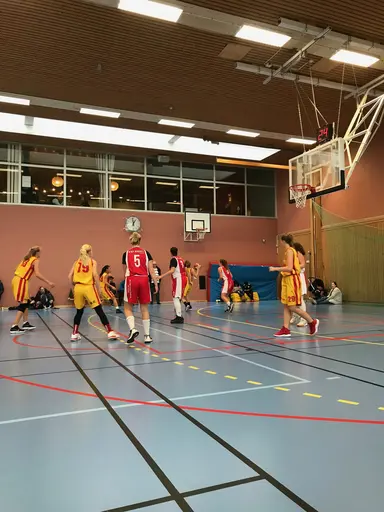 27/10-2018: Hemmamatch i simhallen mot Åkersberga F04:a. 