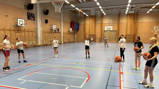 3 liv, Fight och 21