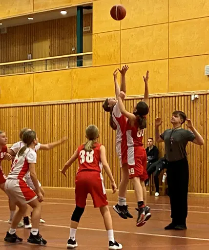 Elin, Emma, Isabelle o Lisa kan flyga!