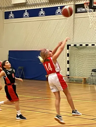 Bra basket dels i Sigtuna och dels i Åkersberga