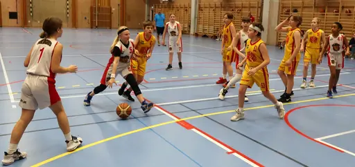 Återigen en härlig match mot Åkersbergagrabbarna! Stress-vinnaren o laget