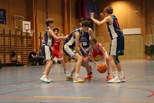 Blandade matchbilder från Skövde basketcup 29 april - 1 maj 2023