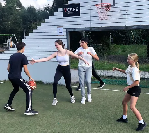 Full fart på Vibyplanen! 3 mot 3, vinnardunken, grill, kiosk, stress och vinnare!