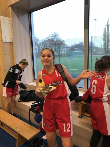 11/11-18: Trist förlust mot Tureberg Ladies efter en jämn match. 