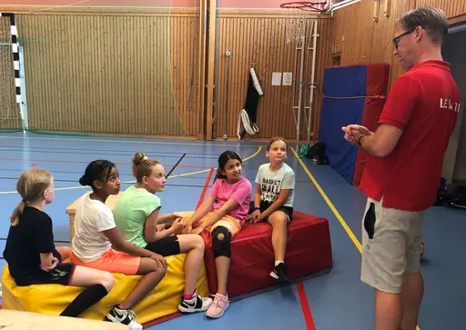 Lite sommarspecial i Sporthallen med Henrik o F09!