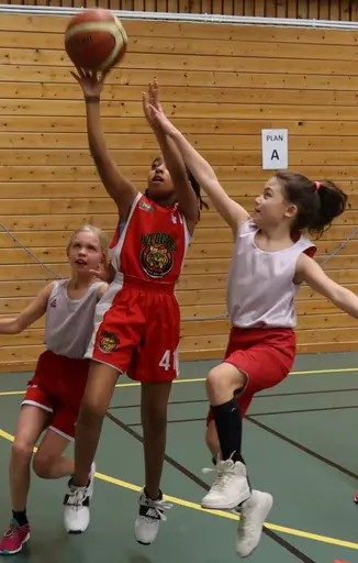 Full fart i Järfälla mot Täby o Duvbo.