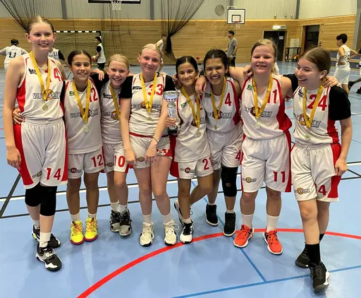 Vita laget tog Guld och Röda laget Silver i Blackecupen!