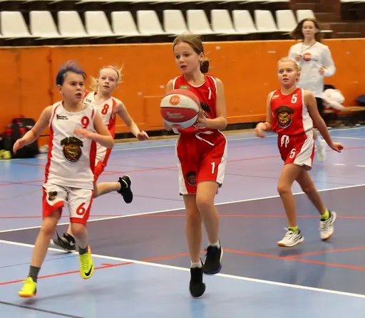 Full fart i Sollentuna Sporthallar! (klicka på bilderna för större)