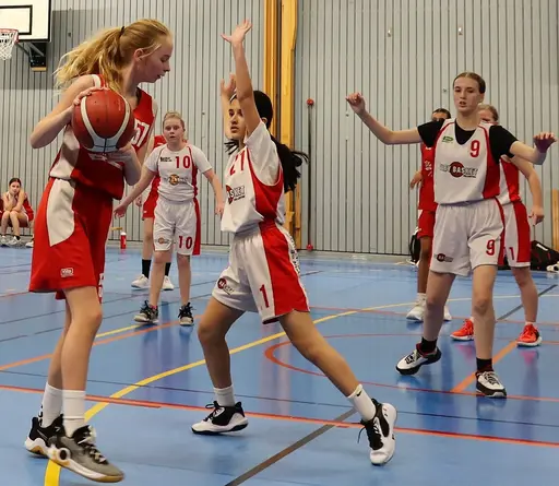 Supertjejerna krigar på bra mot Blackeberg Beckombergas div1-lag