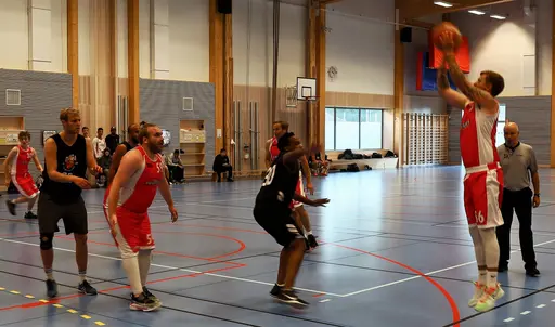 Herrlaget in action i Edsbergshallen!