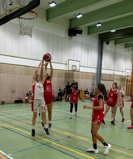 Vita lagen i F09 Fun och F10 Fun som tog Silver resp Brons samt "ja må de spela" för Alice, Amanda o Roberta.
