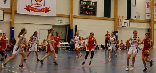 Kämpatag i Byängshallen mot Täby