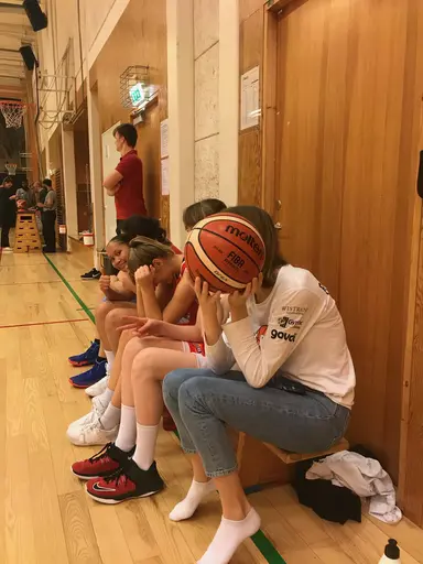 30/10-2019: I lördags spelade Viby 04 (förstärkt med 05) en match som vi sen kommer glömma! Genom fantastiskt lagspel och tempo gjorde de för första gången över 100 poäng! 