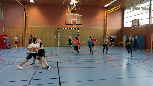 Lite bilder från alla möjliga träning då vi, som ni märker kan göra lite vad som helst...:)
