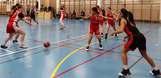 En skön batalj i Sigtuna för supertjejerna som slutade med seger