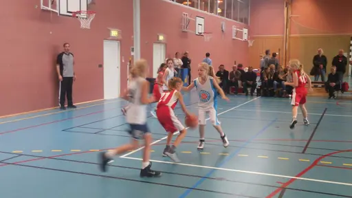 Bilder från både bänken, matcher och maten efteråt! 