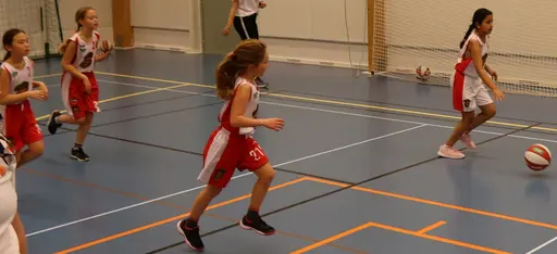 Match mot Norrtälje och Täby. Laget samt Engla i skottfinalen där hon blev 2:a!