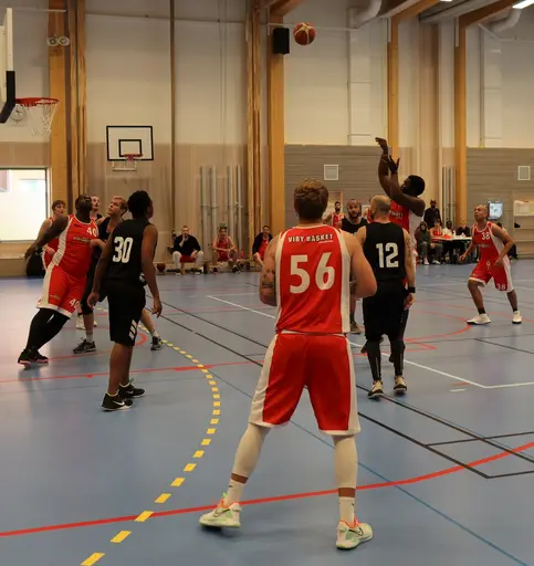 Herrlaget in action i Edsbergshallen!