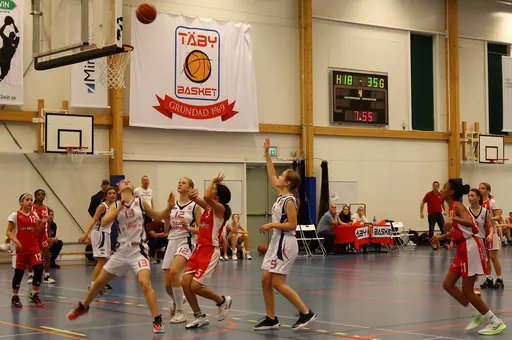 Kämpatag i Byängshallen mot Täby