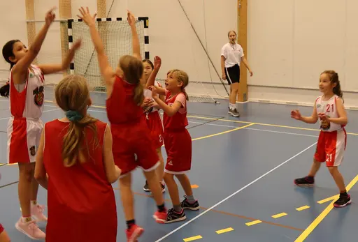 Match mot Norrtälje och Täby. Laget samt Engla i skottfinalen där hon blev 2:a!