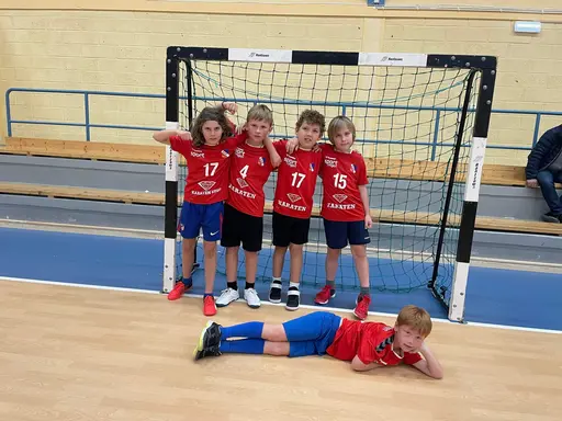 Våra härliga handbollskillar i SHK P8