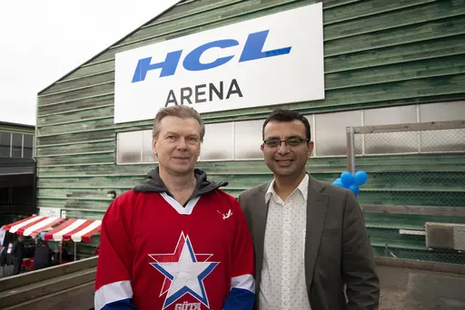HCL Arena invigs, Team Västerort på plats! Foto: Joakim De Groot