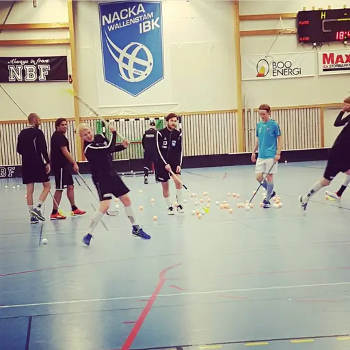 Match borta mot Täby söndag 12:45.