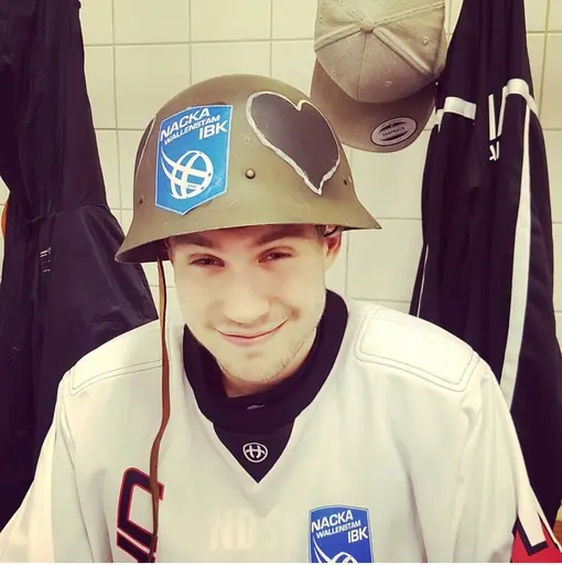 Mycket bra match av Rasmus! Hjälmen till Rasmus!!