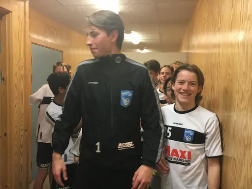 Pausvila med fotbollsmatch mot Täby