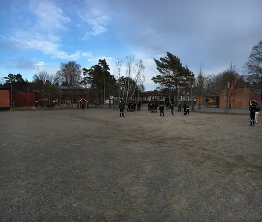 Pausvila med fotbollsmatch mot Täby