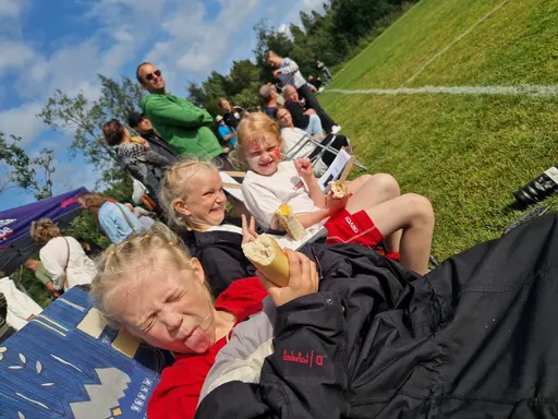 Våra tjejer på myran! 