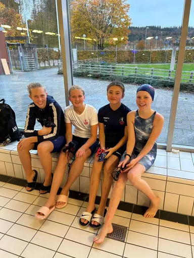 Bilder från Simbadoppet den 28 oktober