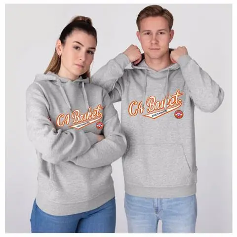 Exempel på innehåll i webbshopen. Övre bilder; Casual-tröjor - Vänster nere; Practice jersey - Höger nere;Basic hood