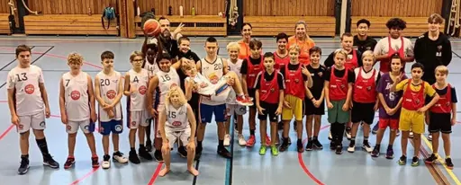 Den 26 november mötte vi Karskrona i träningsmatcher, mycket basket på kort tid och vi var alla överens om att vi hade extremt kul!