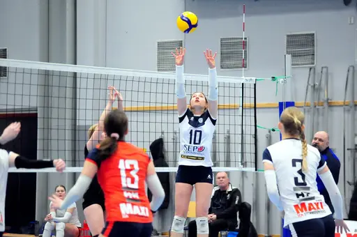 Volleybolldamernas sista hemmamatch för säsongen