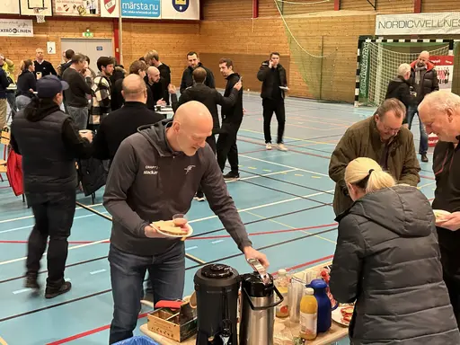 Nätverksfrukost med fokus på hur näringslivet och föreningslivet kan samarbeta.