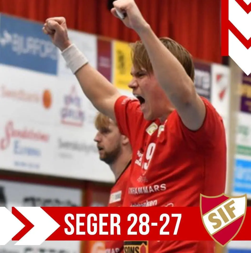 Gustav Näslund jublar efter en skön seger mot IFK Skövde