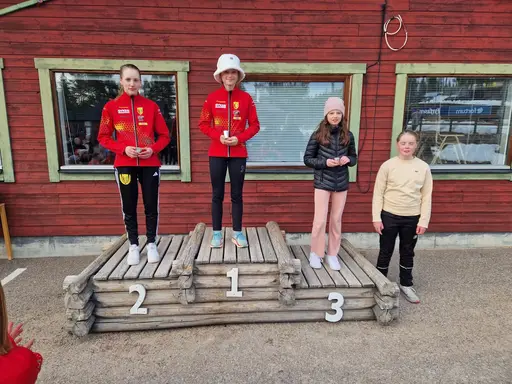 En stor del av ungdomarna samlade