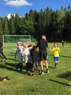 Idag hade P9, PF8 och PF7 sommaravslutning. Fotbollsbrännboll, vattenkrig och pizzakalas stod på schemat. En riktigt rolig kväll med ett stort gäng glada härliga ungar. Tack för denna vår och sommar, 