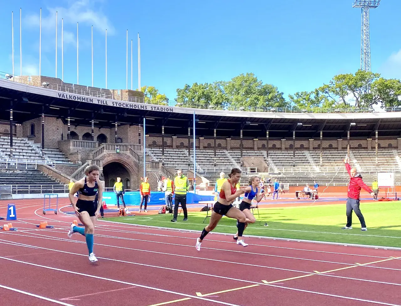 Josefin tog hem segern på damerna 100m med tiden 12.28.