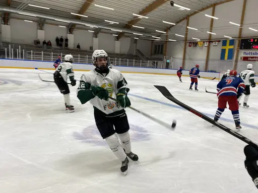 Uddamålsseger mot Trångsund i första träningsmatchen.