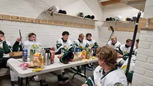 Övertygande 5-0 till Bajen J18 i seriepremiären. Foto: Ettan
