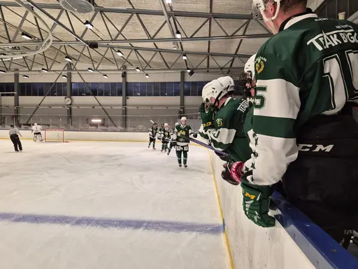 Bilderna är från den första (seger)matchen mot Värmdö. Foto: Ettan