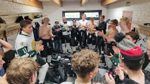 Övertygande 5-0 till Bajen J18 i seriepremiären. Foto: Ettan