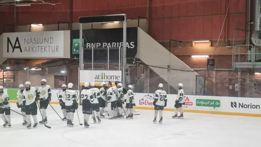 Övertygande 5-0 till Bajen J18 i seriepremiären. Foto: Ettan